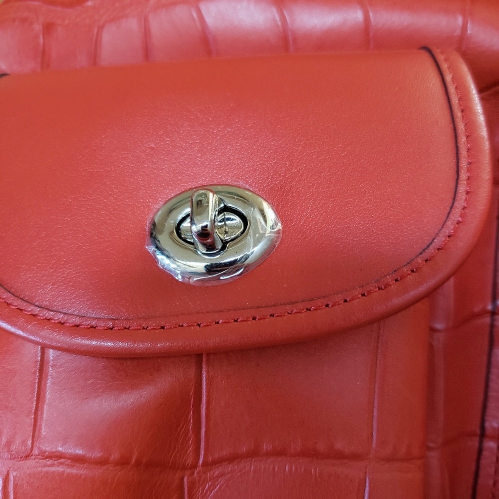 Authentic Coach Mock Croc backpack - Picture 2 of 11